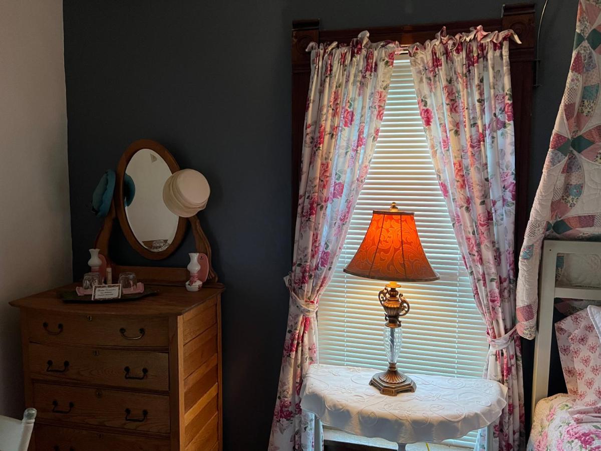 Hearts Desire Bed & Breakfast *